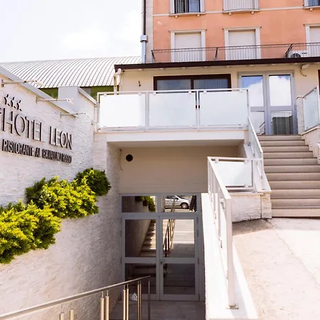 Leon - Ristorante Al Cavallino Rosso Hotel 3*