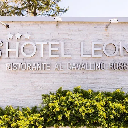 Leon - Ristorante Al Cavallino Rosso ホテル サン・ジョバンニ・ロトンド
