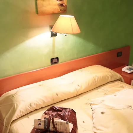 Leon - Ristorante Al Cavallino Rosso 3*