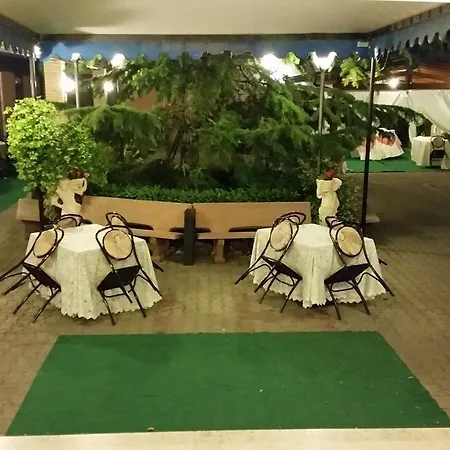 Отель Leon - Ristorante Al Cavallino Rosso
