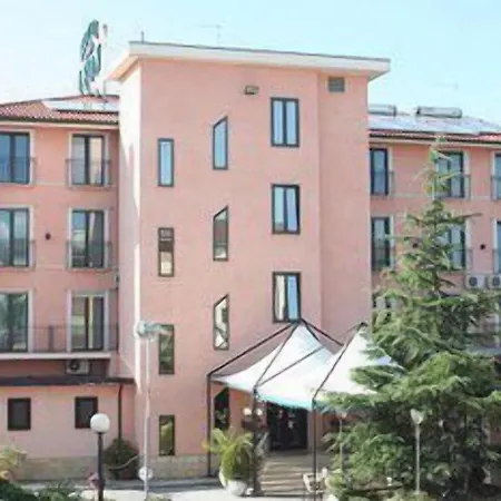 Leon - Ristorante Al Cavallino Rosso Hotel