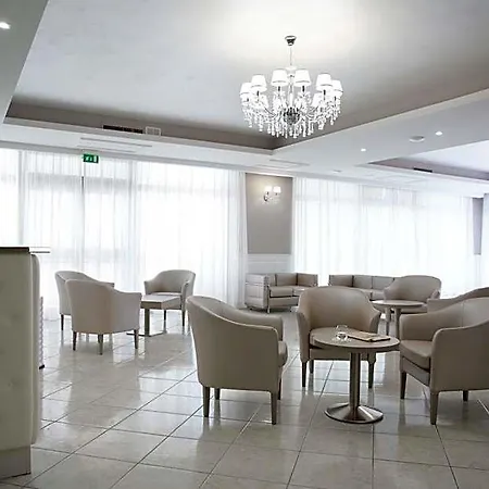 Leon - Ristorante Al Cavallino Rosso 3*