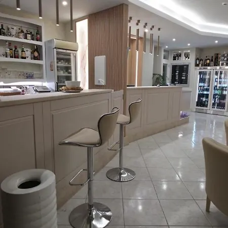 Leon - Ristorante Al Cavallino Rosso