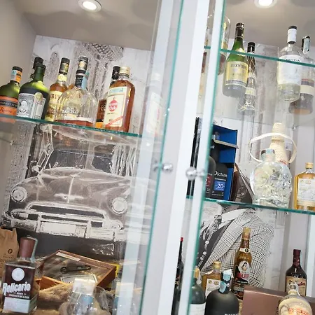 里昂酒店及罗索卡瓦利诺餐厅 圣乔瓦尼·罗通多