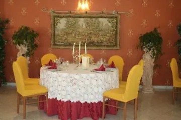 Leon - Ristorante Al Cavallino Rosso 호텔