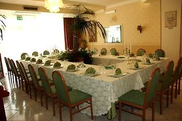 Leon - Ristorante Al Cavallino Rosso