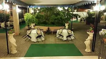 Leon - Ristorante Al Cavallino Rosso 3*